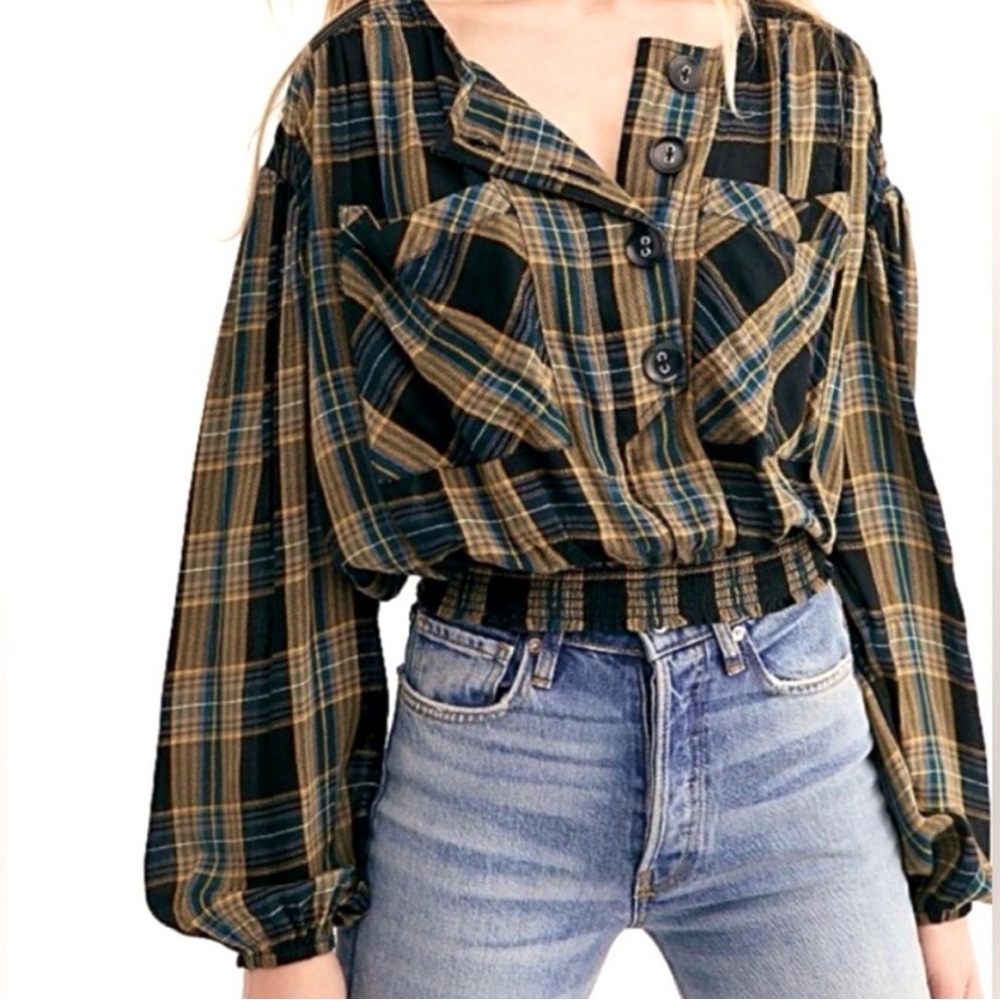 Free People It's The Good Life
Cropped Plaid Flannel Top Size XS